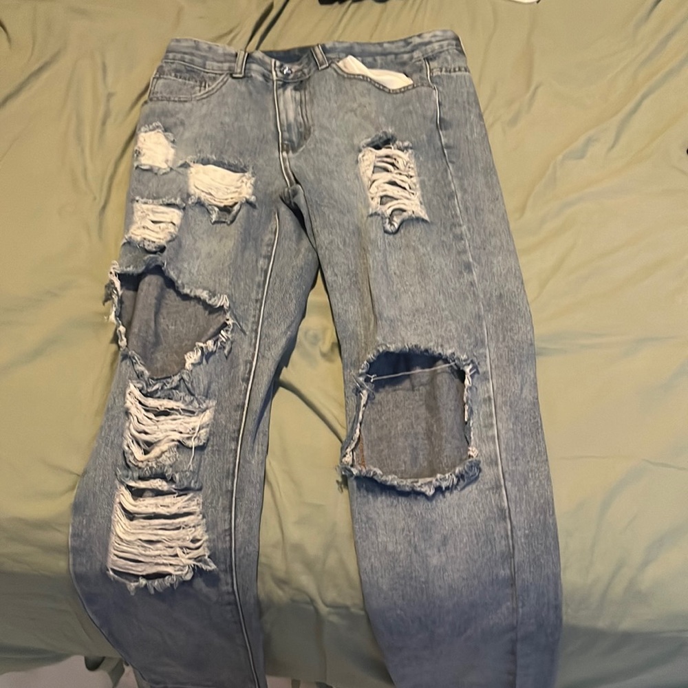 Mens Ripped Loose Jeans